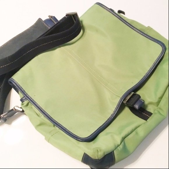 7/22 COACH MESSENGER BAG - Picture 1 of 7